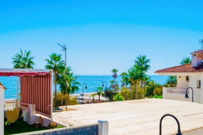 Lets in the Sun Sea View Apartment Calabella